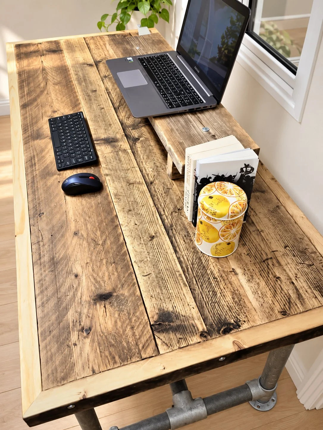 Height Adjustable Desk | THE ROSIE