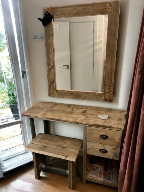 Bedroom Dresser Table & Mirror Set | THE DOWNEND