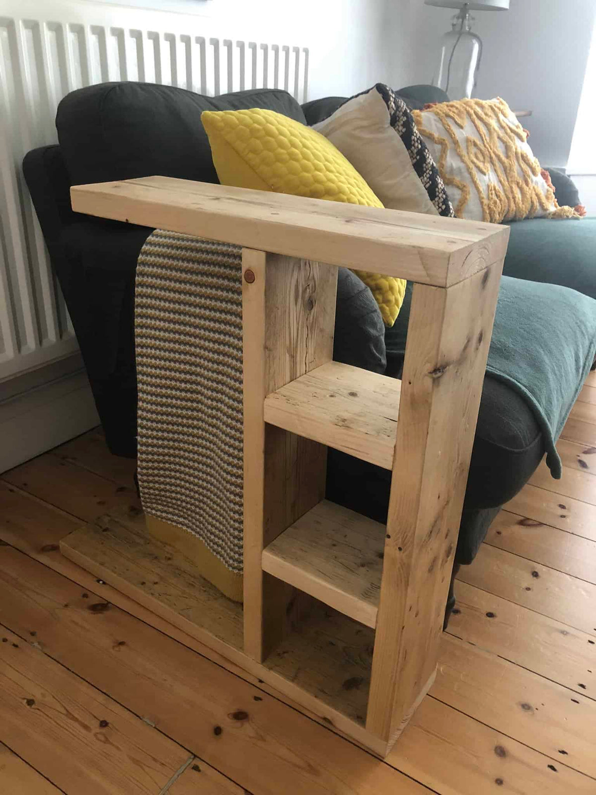 Bookshelf Lap Tray | THE MARTIN