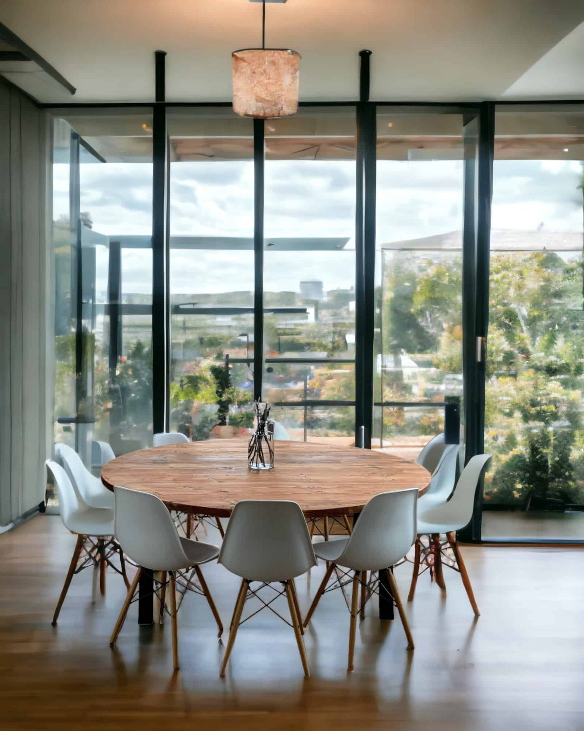 Reclaimed Wood Round Table | THE STOCKWOOD