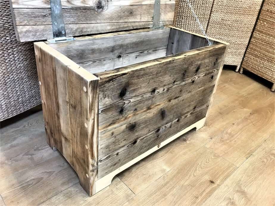 Reclaimed Wooden Blanket Box | THE BOURNEMOUTH
