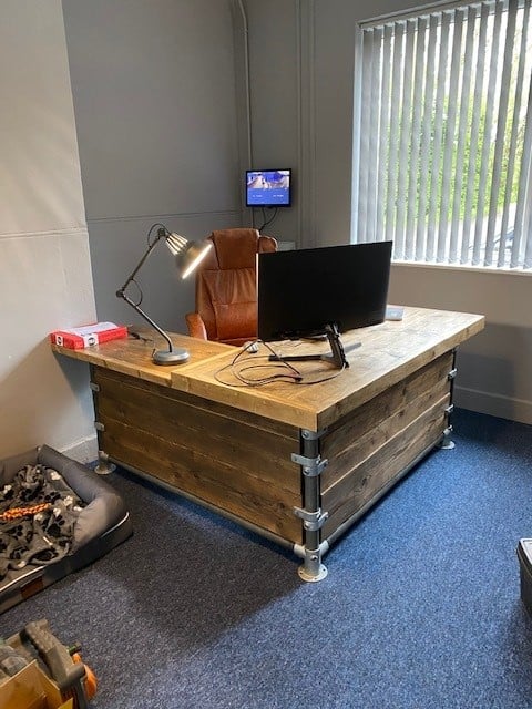 Industrial Office Desk | THE RICHMOND