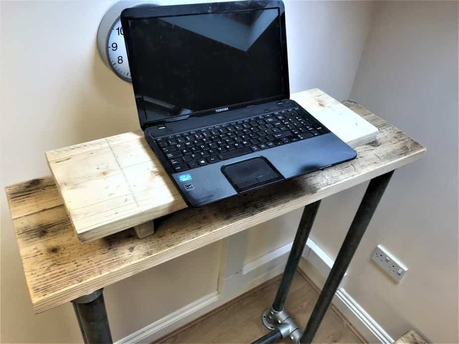 Reclaimed Wood Laptop Stand | THE MONTPELLIER