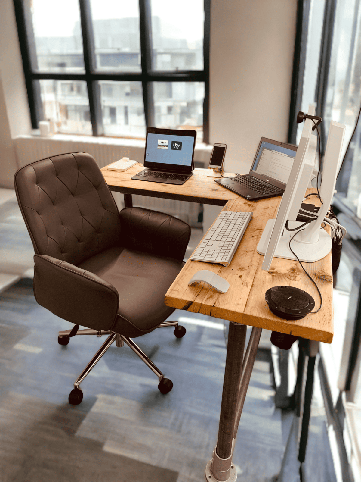 Reclaimed Corner Desk | THE LORDSWOOD