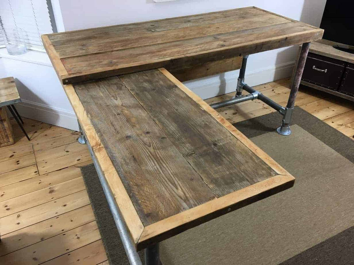 Scaffold Corner Desk | THE HAGUE
