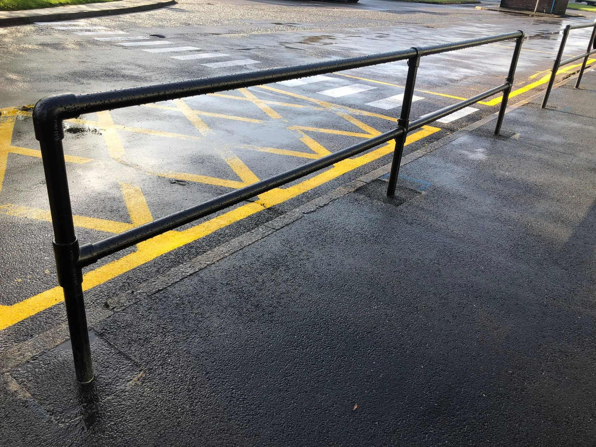 Industrial Pipe Handrail Guardrail for pubs bars & cafes Offices – THE JACKSON