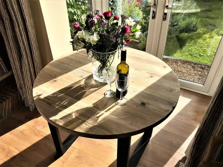 Round Table Box Legs | THE MORZINE