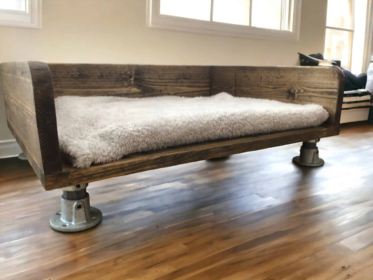 Reclaimed Wood Dog Bed | Rustic Pet Bed | THE WILLIAMS
