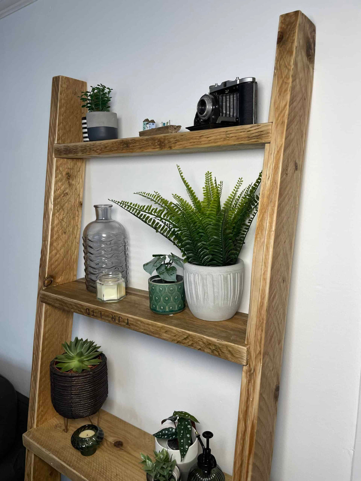 Wooden Ladder Shelves | 5 Tier Ladder Shelf | THE PISA