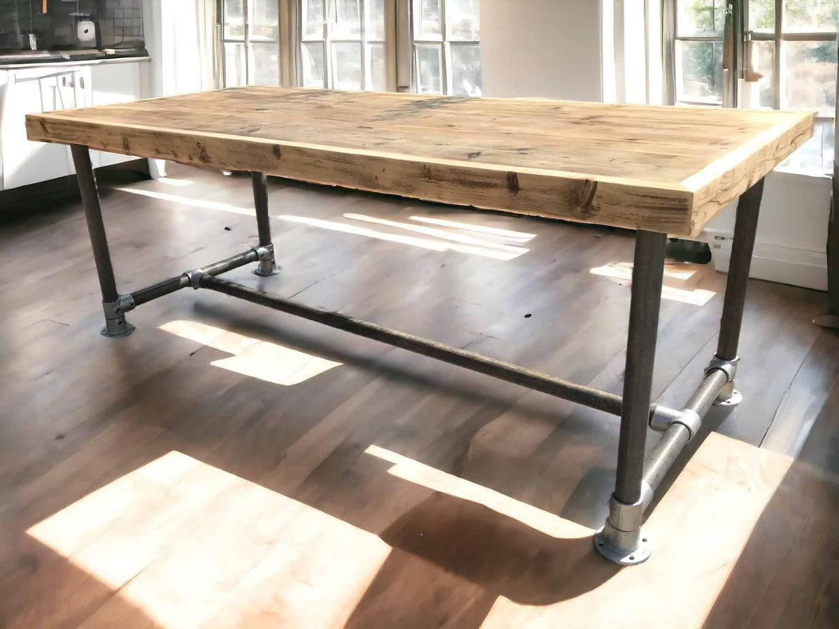 Rustic Desk | THE ROBIN