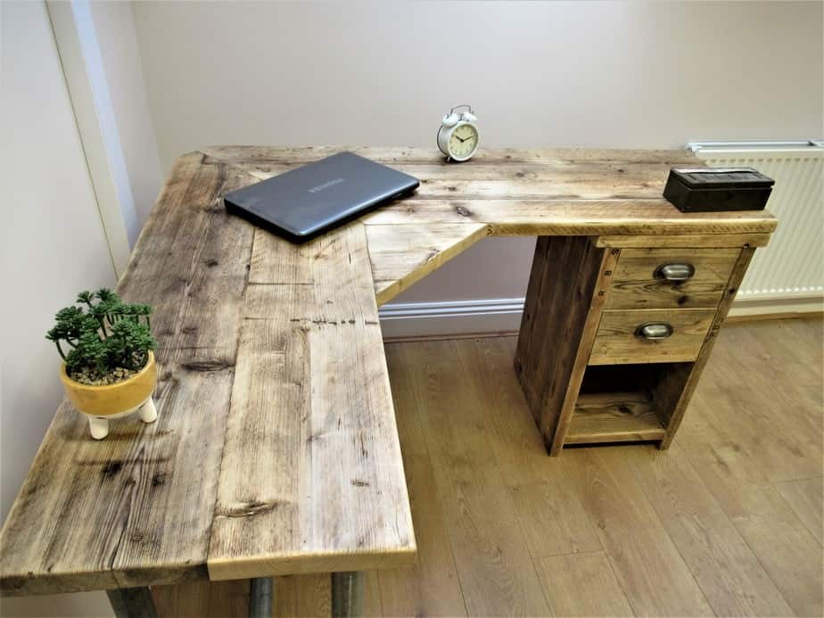 pedestal desk