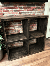 Reclaimed Wood Vinyl Unit | THE HANNOVER