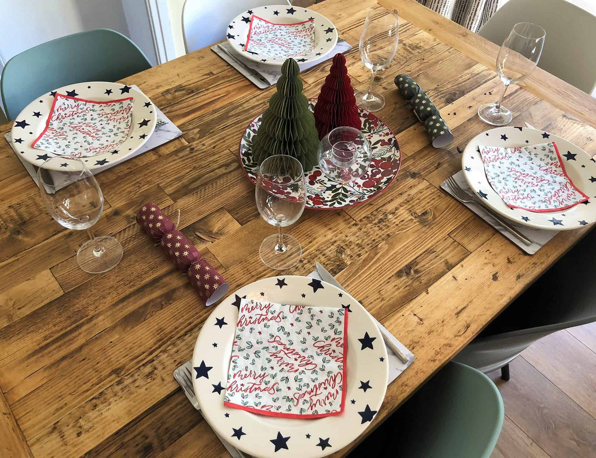 Brick Pattern Dining Table | THE OAKRIDGE