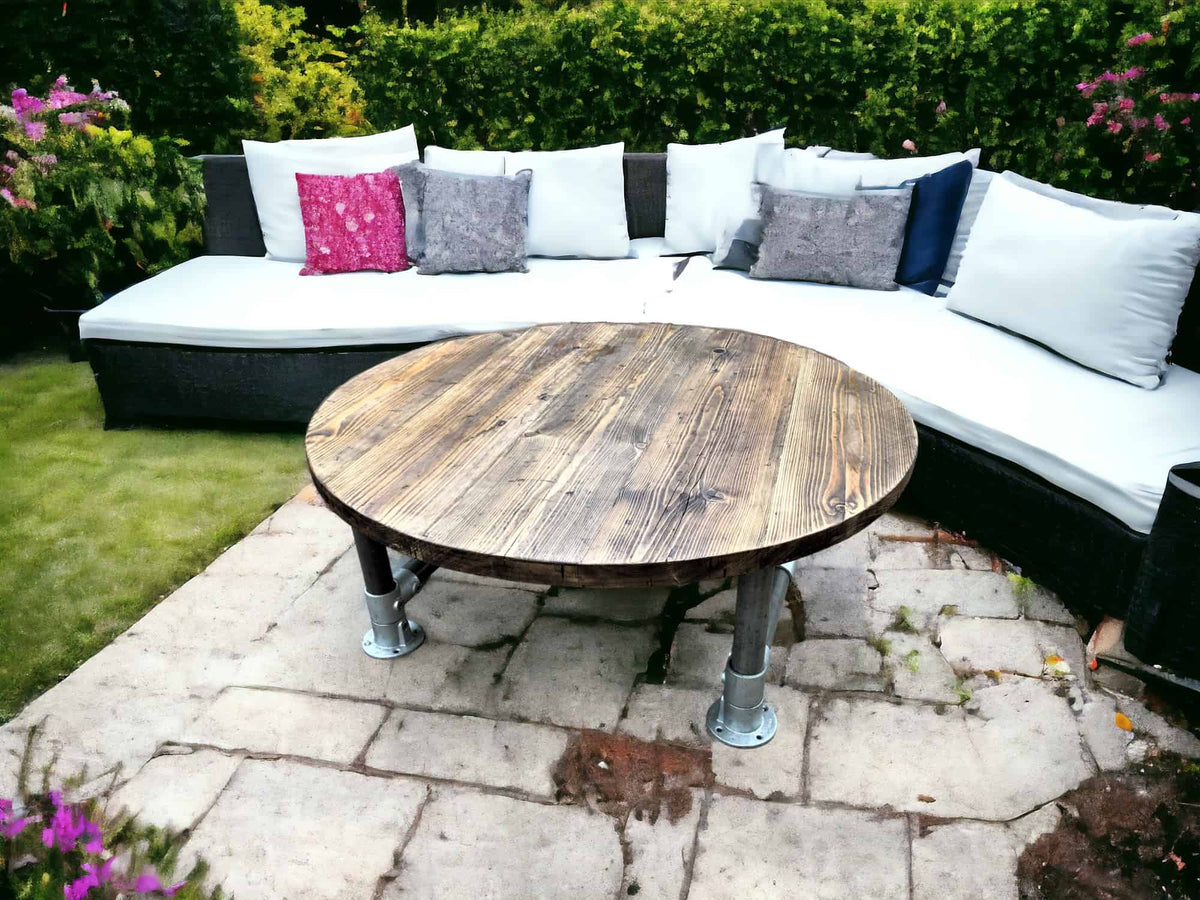Round Wooden Coffee Table | THE LOMOND