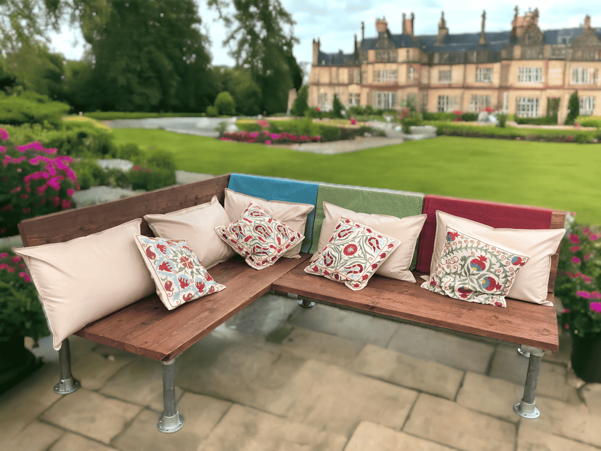 Corner Garden Bench | THE BRISTOL