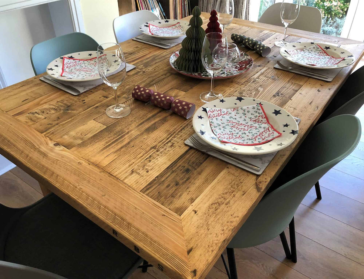 Brick Pattern Dining Table | THE OAKRIDGE