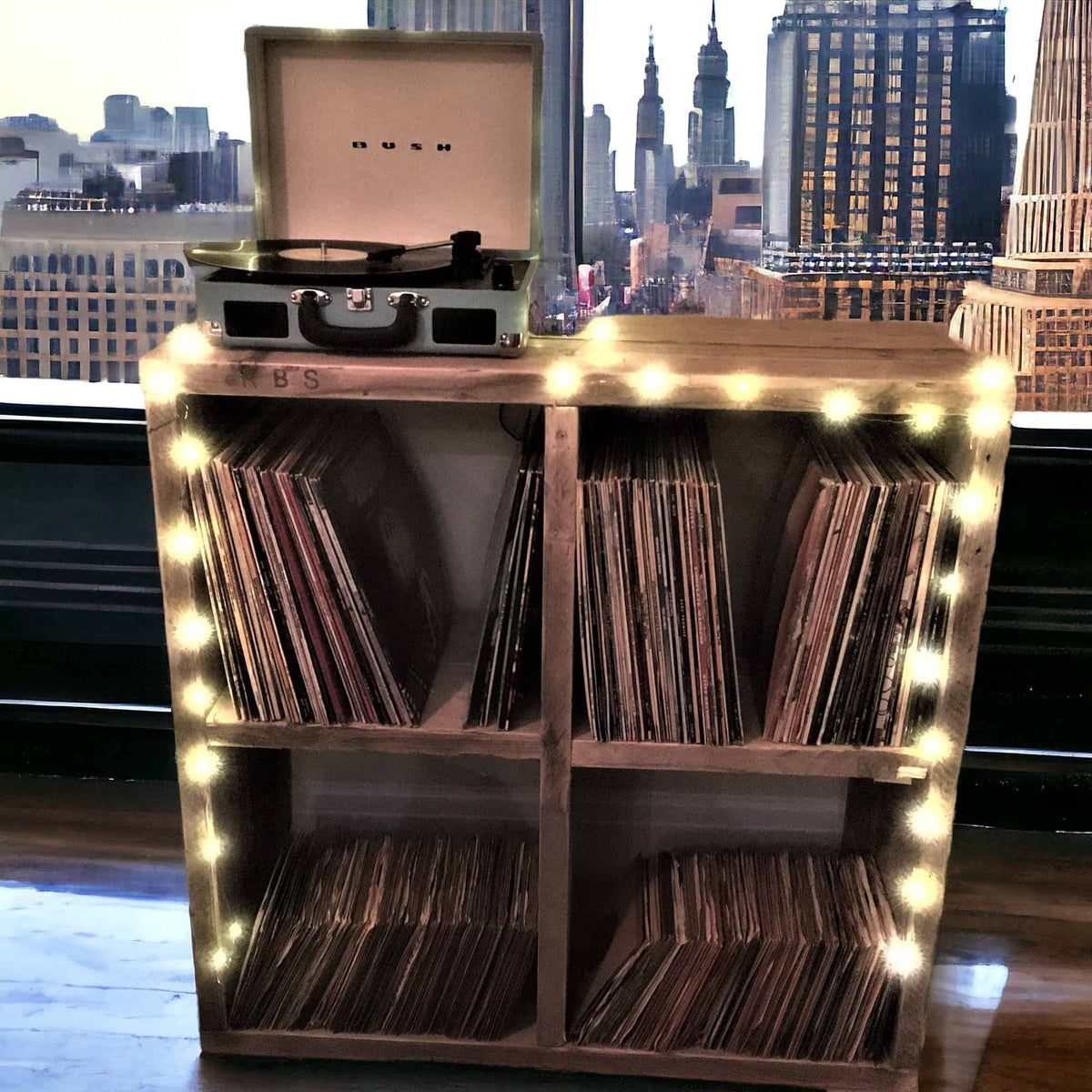 Reclaimed Wood Vinyl Unit | THE HANNOVER