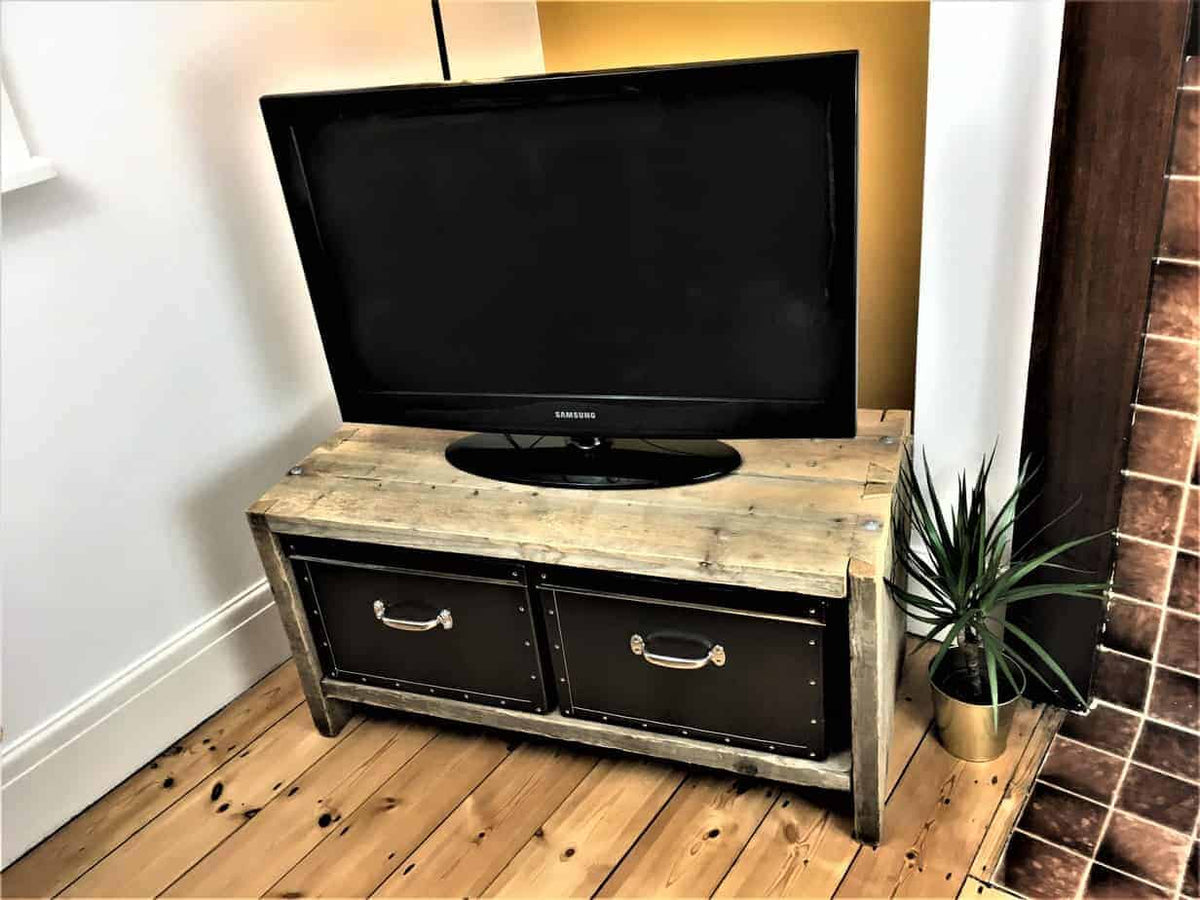 Reclaimed Wood Coffee Table | THE BRIGHTON