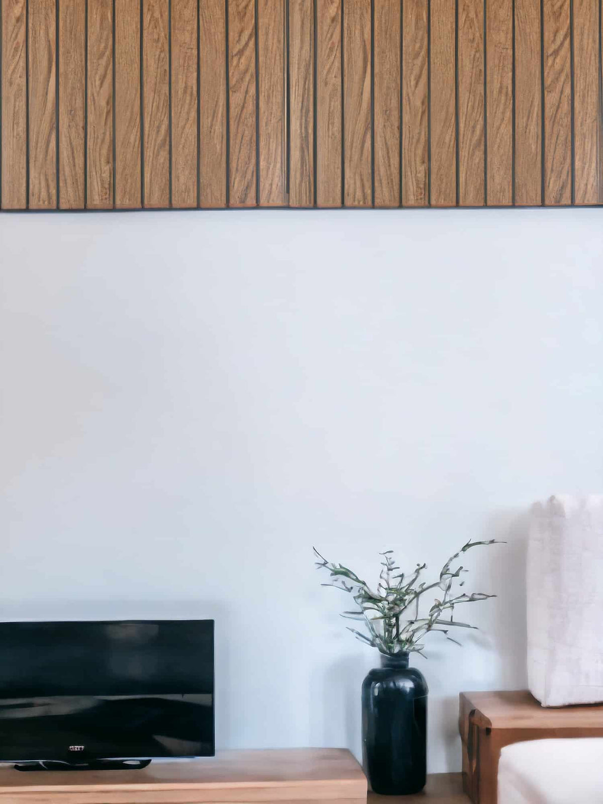 Wooden Slat Wall | THE CHICHESTER