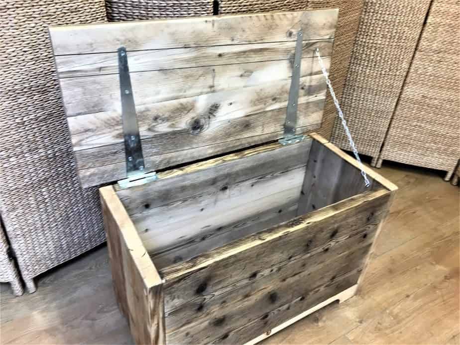 reclaimed wooden blanket box