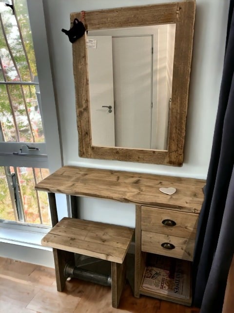 Bedroom Dresser Table & Mirror Set